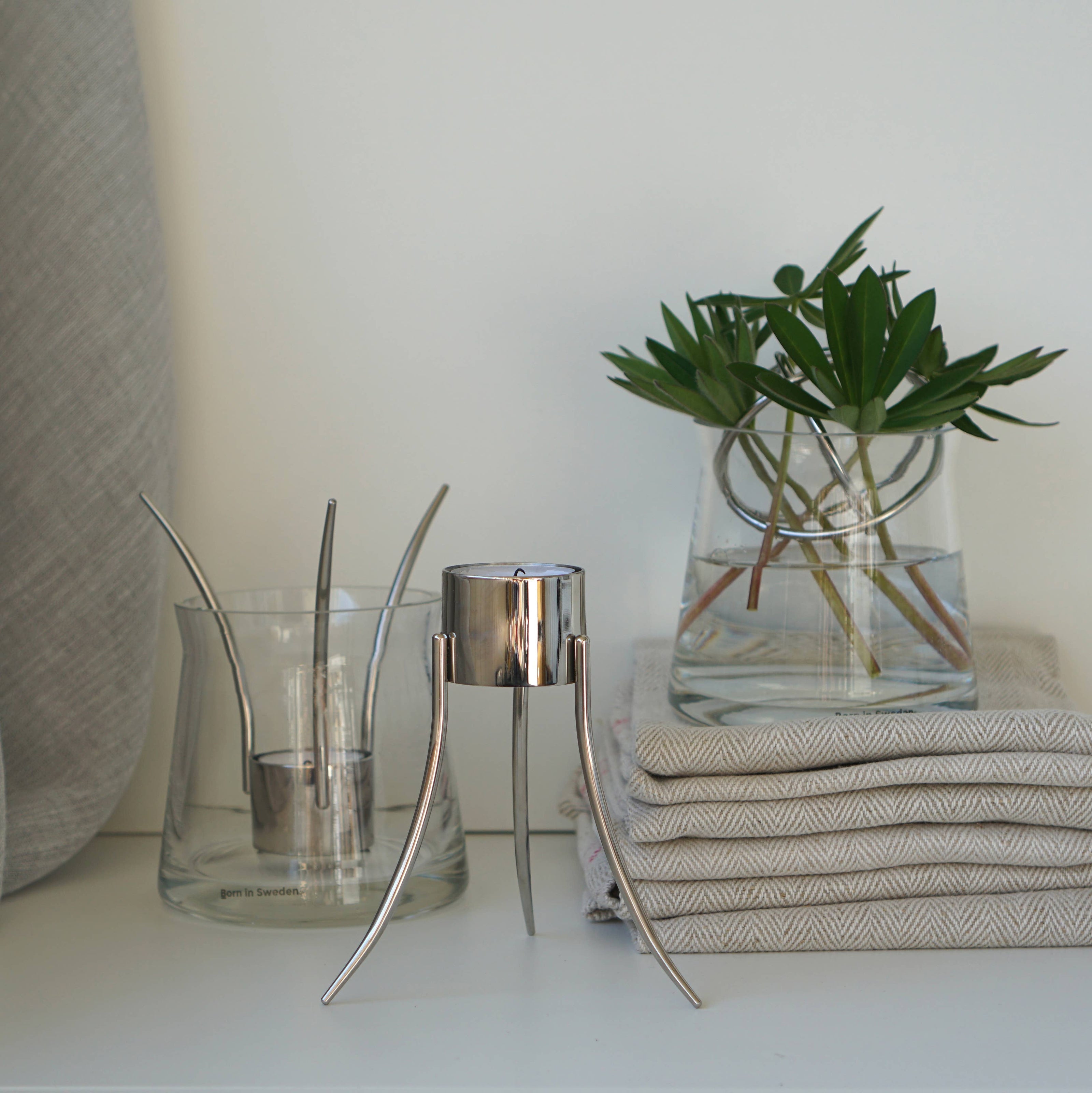 Up-Side-Down Candleholder: Polished stainless steel / 14x12 cm