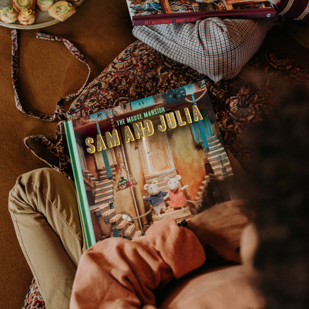 Children's Book - Sam and Julia (English)