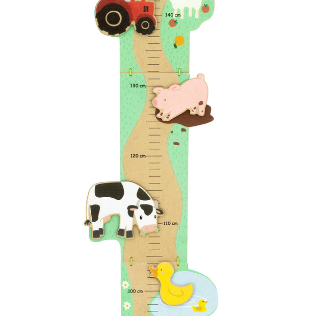 Growth chart farm wooden