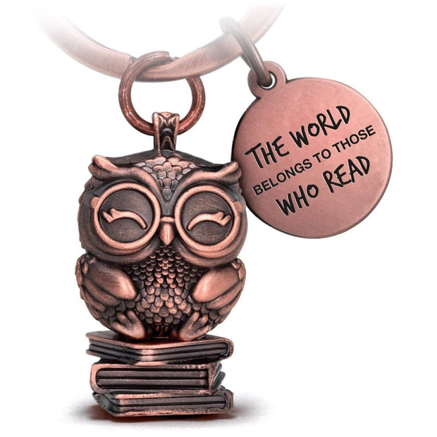 “The World Belongs to Those Who Read” Bookowl Book Owl Keychain with Engraving - Sweet Owl Lucky Charm